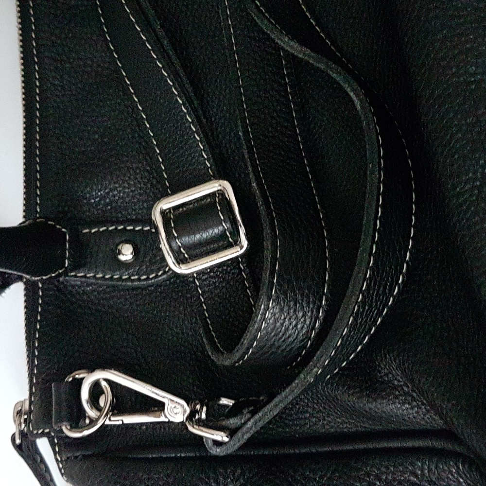 Roots Black Leather Handbag - Picture 9 of 13